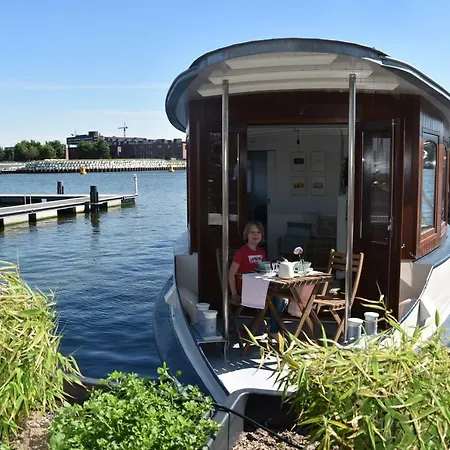 بوتيل Houseboat Ms Rhy Blitz أمستردام
